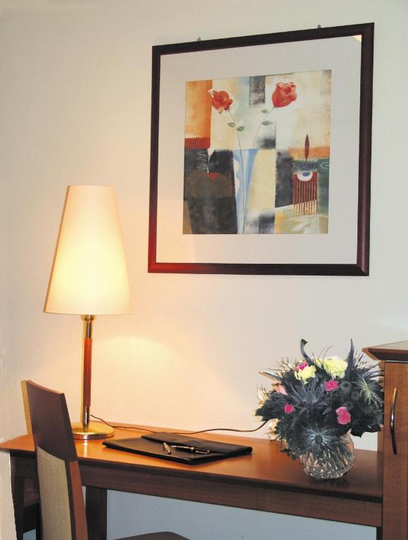 Hotel Promenade Herrsching am Ammersee Room photo
